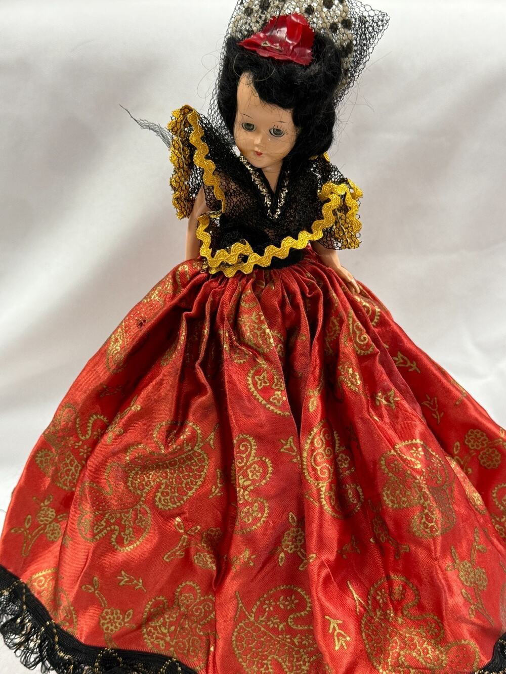 Vintage Ethnic Costume Doll Unmarked Sleep Eyes 7 Inch Free Standing Red Gold
